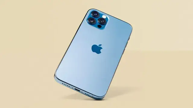 iPhone 12 Series: Performance, Camera, and Price Make it a Great Bet in 2023